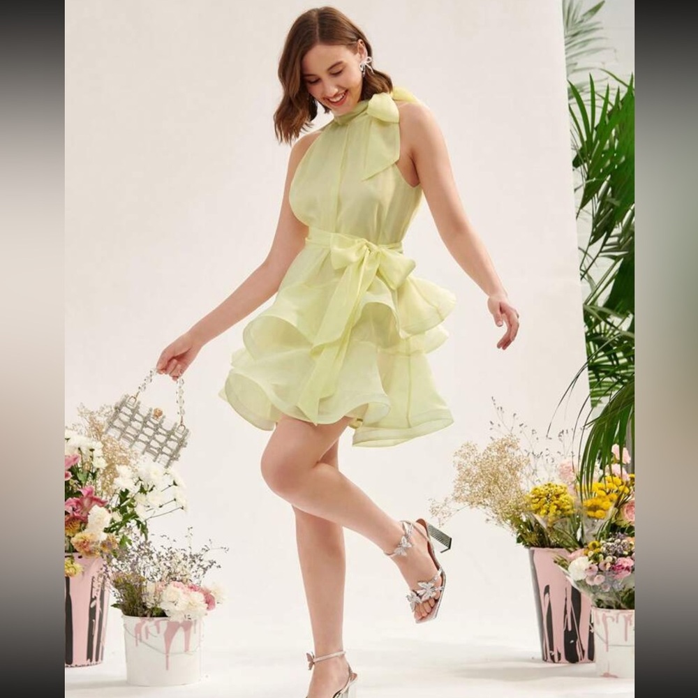 Enchnt Solid Bow Detail Belted Dress